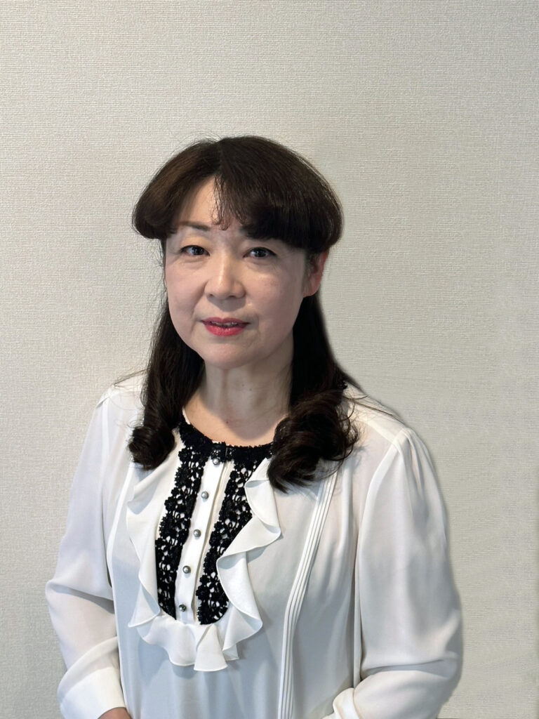 鎌野　太津子
ハープ講師